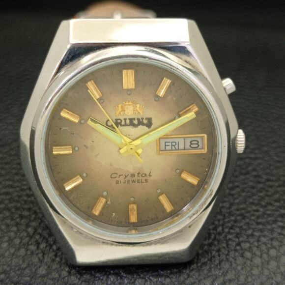 Vintage 1973 Orient Automatic Mens Silver Watch W/daydate & Gold accents - Picture 3 of 7